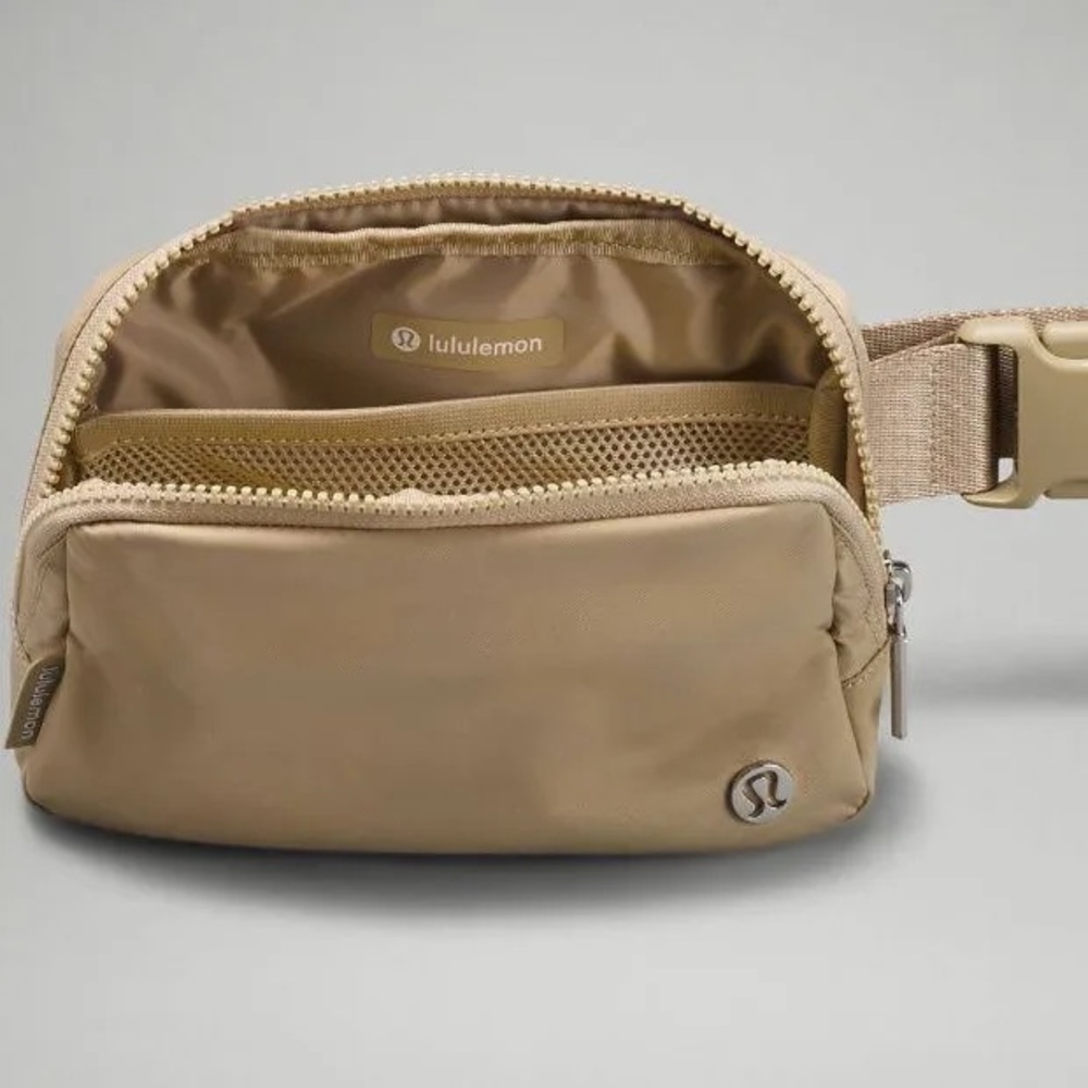 NWT Lululemon Everywhere Belt Bag - Trench 1L